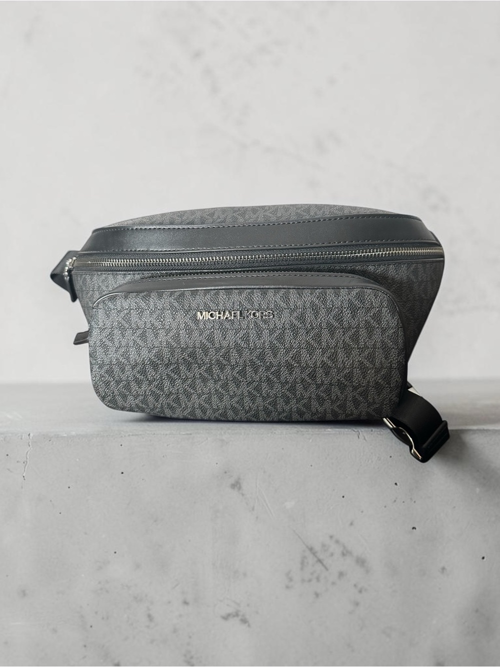 Michael Kors Cooper Charcoal Monogram Utility Belt Bag Fanny Pack Crossbody
